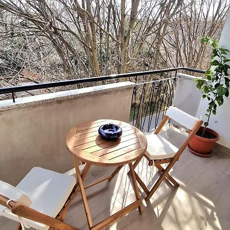 Nps - Only 10 Minutes From The 풀라